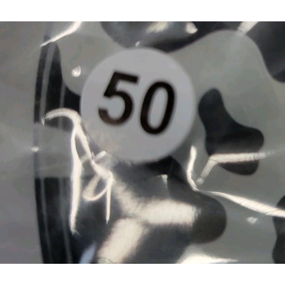 The Creme Shop How Do Eye Look? 2 Packs Fresh Nourishing Hydrogel Under Eye Mask - Picture 4 of 4